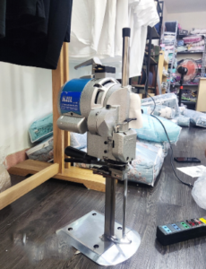 May cat vai dung KM KSU 103 10 inch 750W 5