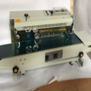 Máy hàn miệng túi liên tục DBF-900A/900W